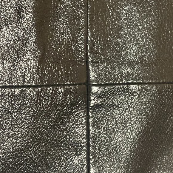 NWT | TOPSHOP | Midi Black Leather Skirt with Zipper Details | US 4 - Picture 3 of 13